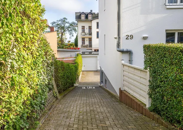 Villa Schloss Hohenzollern - 15 Heringsdorf (Usedom)